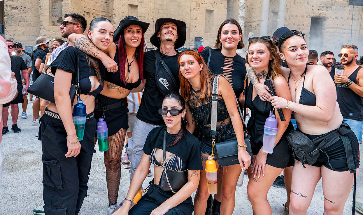 Groupe festivaliers avec Botcup